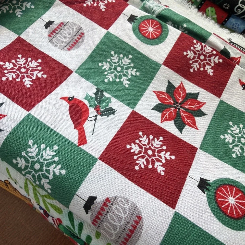 Vtg Christmas Fabric Lot, 9 Designs Have 1 Yard And A Pile Of Fabric Remnants